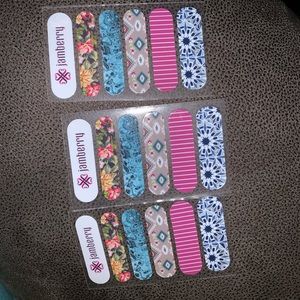 Jamberry accent nail